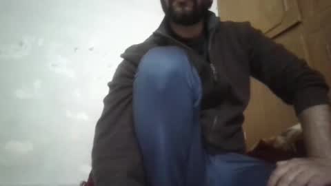 Snapshot of its_me_2323 chatting on February 4, 2025, 7:29 am its_me_2323 online show from February 4, 2025, 7:29 am