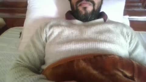 Snapshot of its_me_2323 chatting on February 9, 2025, 5:40 am its_me_2323 online show from February 9, 2025, 5:40 am