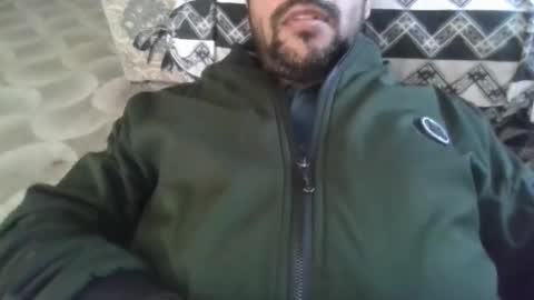 Snapshot of its_me_2323 chatting on March 27, 2026, 4:51 am its_me_2323 online show from March 27, 2026, 4:51 am