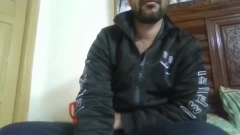 Snapshot of its_me_2323 chatting on April 9, 2026, 6:19 am its_me_2323 online show from April 9, 2026, 6:19 am