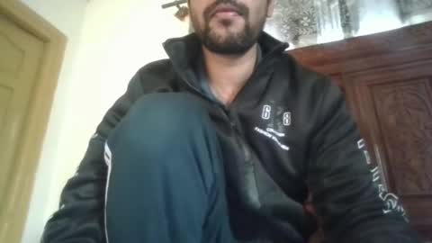 Snapshot of its_me_2323 chatting on April 11, 2026, 5:12 am its_me_2323 online show from April 11, 2026, 5:12 am