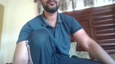 Snapshot of its_me_2323 chatting on April 14, 2026, 5:24 am its_me_2323 online show from April 14, 2026, 5:24 am