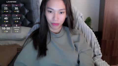 Cora online show from March 4, 2025, 2:42 pm