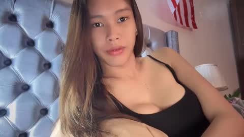 Cora online show from October 2, 2025, 8:21 am