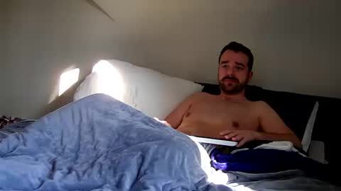 its me online show from February 24, 2025, 1:10 pm