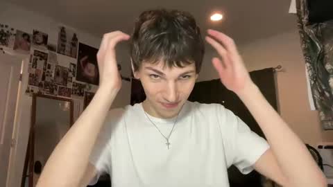 Snapshot of its_rowan chatting on September 24, 2025, 2:37 am Rowan online show from September 24, 2025, 2:37 am