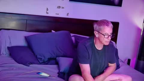 Snapshot of itsallaboutme68 chatting on September 29, 2025, 9:36 am Just John online show from September 29, 2025, 9:36 am