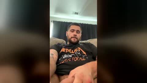 Snapshot of itsamonsta chatting on January 6, 2026, 2:54 pm itsamonsta online show from January 6, 2026, 2:54 pm