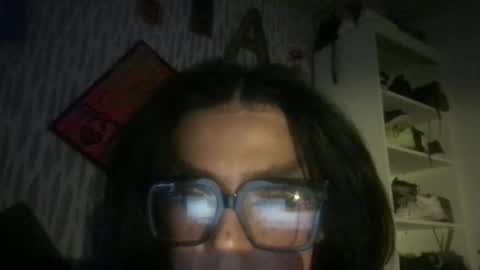 itsariessecrets online show from September 26, 2025, 11:36 am