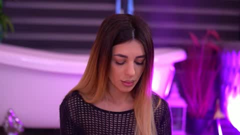 Snapshot of itsivylicious chatting on February 16, 2026, 5:36 am itsivylicious online show from February 16, 2026, 5:36 am