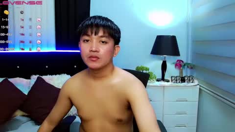 Snapshot of itsme_berniexx chatting on January 7, 2025, 10:11 am ask me online show from January 7, 2025, 10:11 am