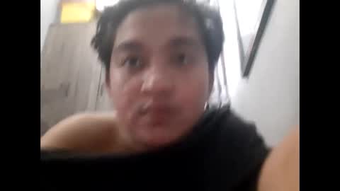 Snapshot of itsme_berniexx chatting on January 29, 2025, 2:40 am ask me online show from January 29, 2025, 2:40 am