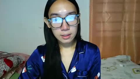 Snapshot of itsmehotqueen chatting on February 19, 2026, 3:46 am itsmehotqueen online show from February 19, 2026, 3:46 am