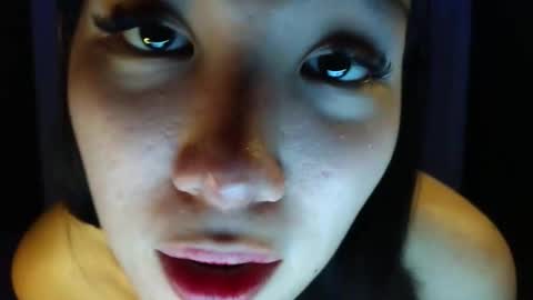 Snapshot of itsmehotqueen chatting on April 16, 2026, 1:28 am itsmehotqueen online show from April 16, 2026, 1:28 am