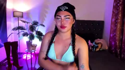Snapshot of itsmemoiraa69 chatting on April 13, 2026, 11:37 am itsmemoiraa69 online show from April 13, 2026, 11:37 am