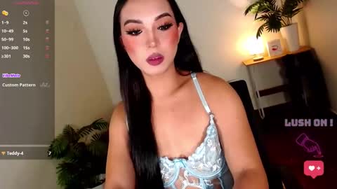 Snapshot of itsmesofiaa69 chatting on March 18, 2026, 12:14 am Sofia online show from March 18, 2026, 12:14 am