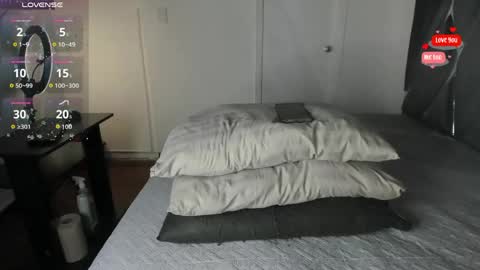 Moon online show from April 12, 2026, 11:37 am