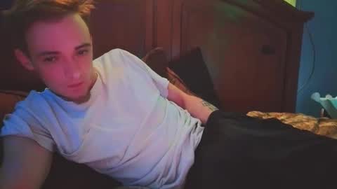 Snapshot of itzd123 chatting on April 9, 2026, 4:56 pm itzd123 online show from April 9, 2026, 4:56 pm