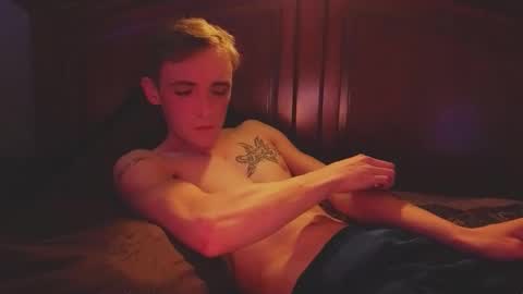 Snapshot of itzd123 chatting on April 11, 2026, 7:45 am itzd123 online show from April 11, 2026, 7:45 am