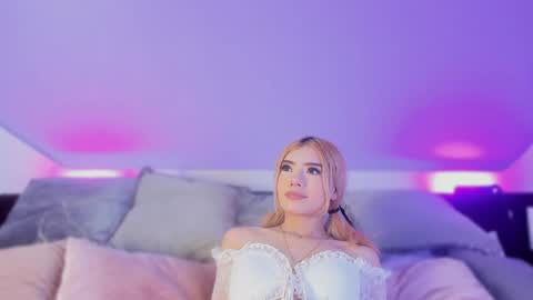ivahna_kiss online show from May 11, 2026, 7:55 pm