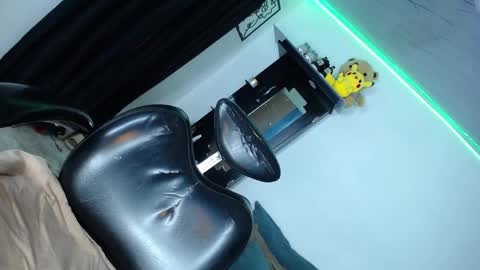 Snapshot of ivan_standford chatting on January 8, 2026, 7:10 am y online show from January 8, 2026, 7:10 am