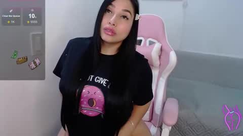 ivana online show from March 8, 2025, 6:21 am