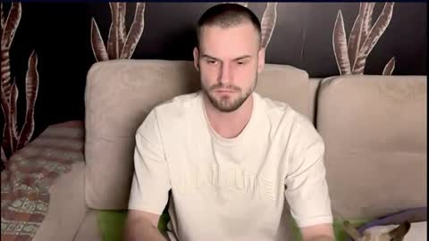 iveran online show from October 18, 2025, 7:03 pm