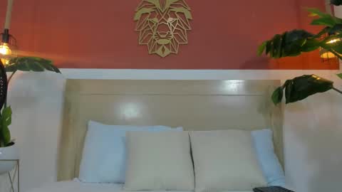 Snapshot of ivette_swan chatting on February 23, 2026, 7:22 pm I V E T T E online show from February 23, 2026, 7:22 pm