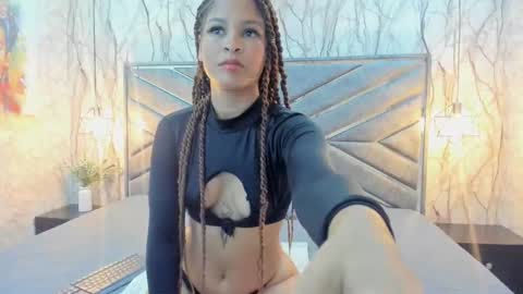 Ivis  online show from February 27, 2025, 12:02 pm