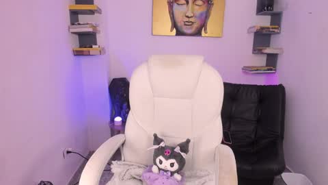 Ivonne  online show from October 17, 2025, 11:46 am