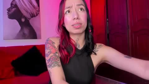 Ivonne  online show from December 5, 2025, 2:58 pm