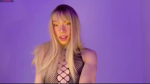 Ivonny online show from November 25, 2025, 2:55 am