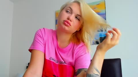 ivory_soule online show from April 2, 2026, 3:59 am