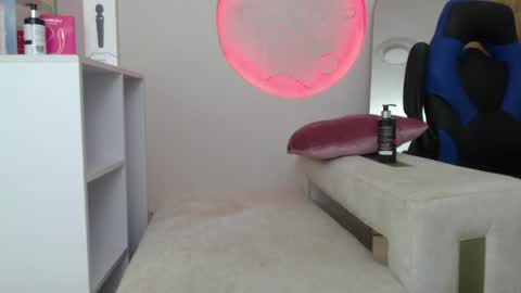 ivvoncute online show from March 21, 2026, 12:54 pm