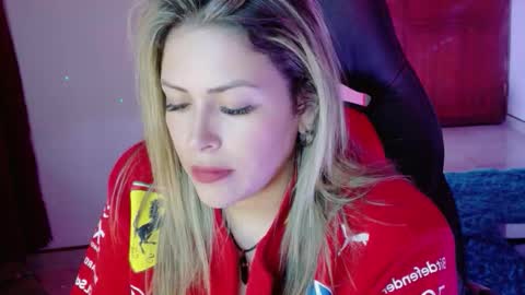 Snapshot of ivy__taylorr chatting on November 20, 2025, 2:23 am Diana Rojas online show from November 20, 2025, 2:23 am