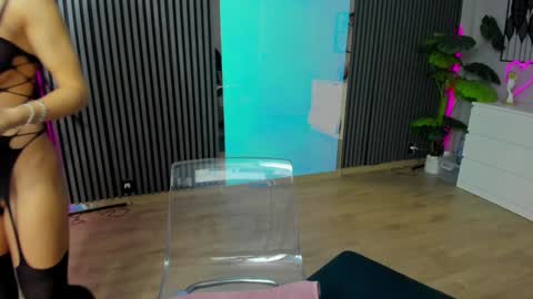 Snapshot of ivy_bellee chatting on December 11, 2024, 5:43 am Ivy bellee online show from December 11, 2024, 5:43 am