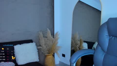 Daniela  online show from December 4, 2024, 3:26 am