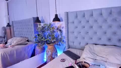 Daniela  online show from March 8, 2026, 8:01 pm