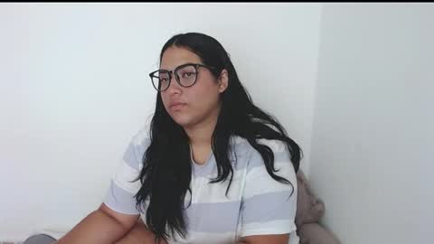 Snapshot of ivy_moon6 chatting on May 6, 2026, 10:42 am ivy_moon6 online show from May 6, 2026, 10:42 am