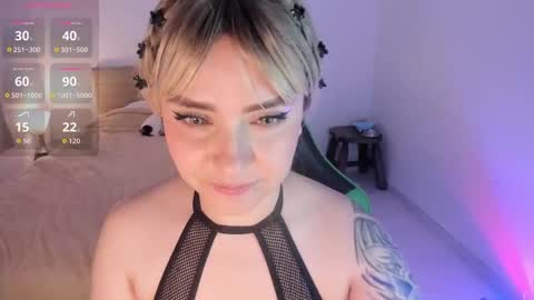 Pamela online show from October 26, 2025, 4:07 am