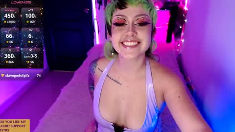 Snapshot of ivy_rosse chatting on December 3, 2024, 6:06 pm You can find more of me here online show from December 3, 2024, 6:06 pm