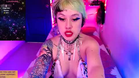 Snapshot of ivy_rosse chatting on February 27, 2025, 3:37 pm You can find more of me here online show from February 27, 2025, 3:37 pm