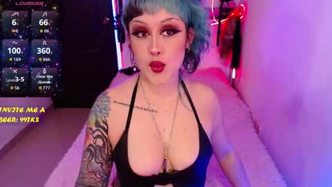 Snapshot of ivy_rosse chatting on January 9, 2026, 8:21 pm You can find more of me here online show from January 9, 2026, 8:21 pm