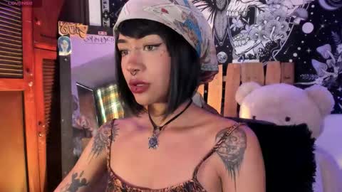 Ivy bank   online show from December 17, 2025, 8:48 pm