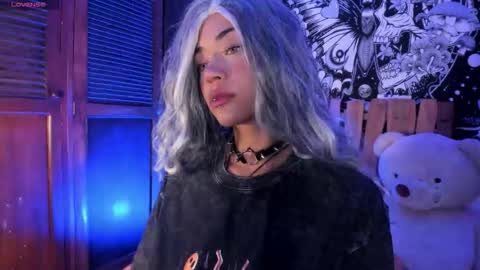 Ivy bank   online show from December 22, 2025, 7:44 pm