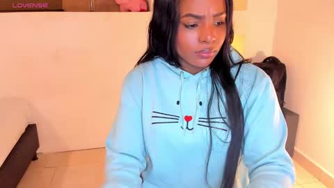 Snapshot of ivybliss8 chatting on December 20, 2024, 12:16 pm i v y b l i s s online show from December 20, 2024, 12:16 pm