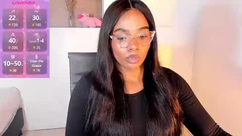 Snapshot of ivybliss8 chatting on February 7, 2025, 2:37 pm i v y b l i s s online show from February 7, 2025, 2:37 pm