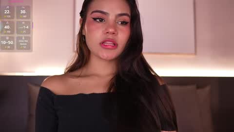 ivyellis online show from May 22, 2026, 11:38 am