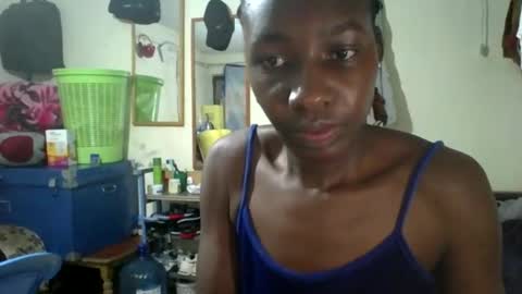 Snapshot of ivyk_ chatting on February 25, 2026, 12:42 am ivyk_ online show from February 25, 2026, 12:42 am