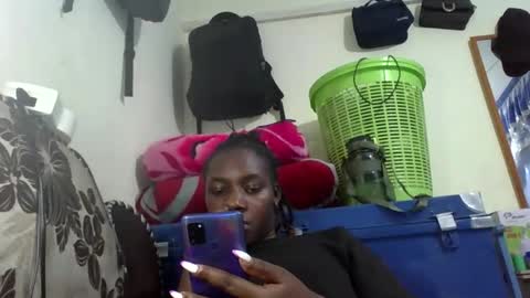 ivyk_ online show from April 1, 2026, 6:38 pm